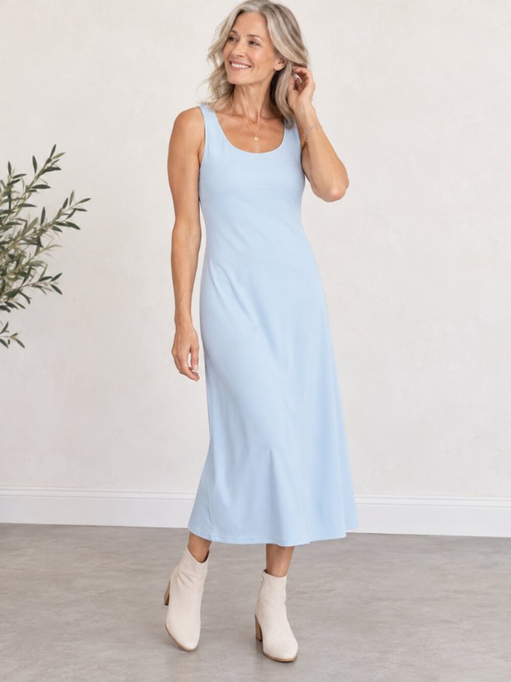 *NWOT* OGL Ice Blue Sleeveless Maxi Dress SIZE LARGE